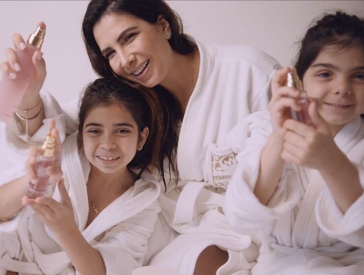 FÊTE DES MÈRES : MAROCMAROC CÉLÈBRE LA TRANSMISSION DES RITUELS DE BEAUTÉ DANS UNE VIDÉO AVEC DOUJA BELKHAYAT FÊTE DES MÈRES : MAROCMAROC CÉLÈBRE LA TRANSMISSION DES RITUELS DE BEAUTÉ DANS UNE VIDÉO AVEC DOUJA BELKHAYAT
