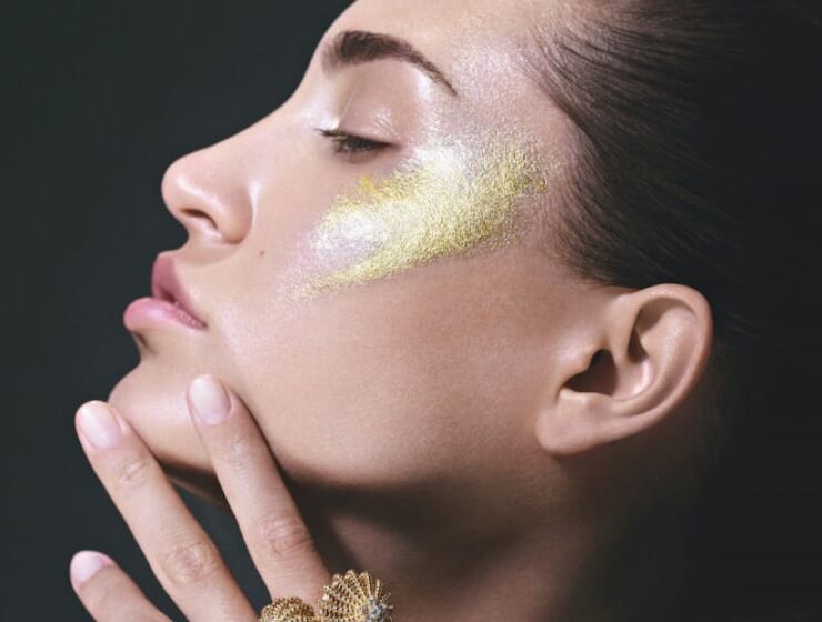 DIY : UN GOMMAGE VISAGE NATUREL ET EFFICACE EN 4 RECETTES