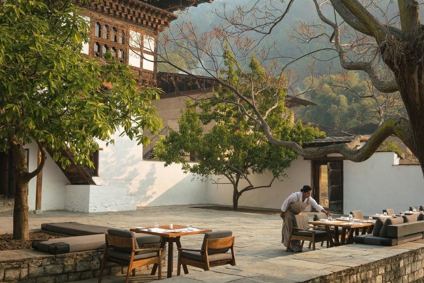 ESCAPE: OUR SIX FAVORITE SPOTS FOR A SUCCESSFUL WELLNESS RETREAT