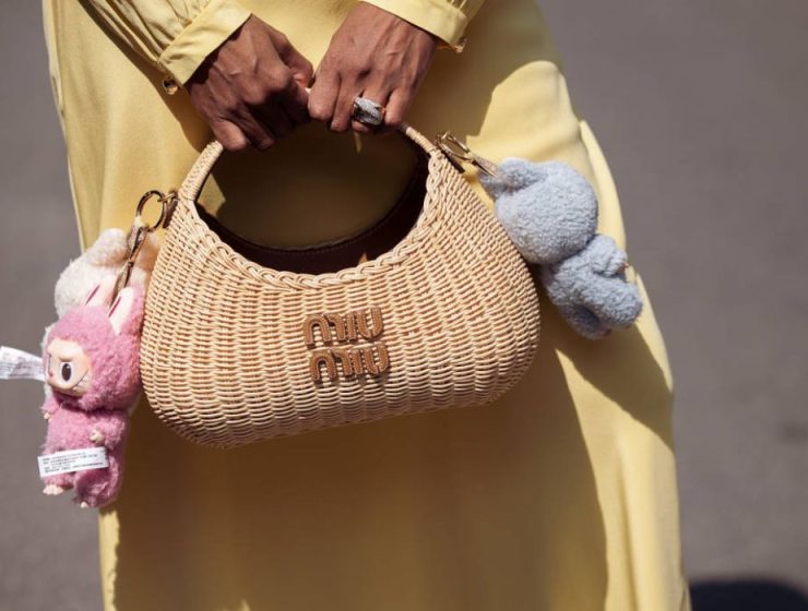 ANATOMIE D&rsquo;UNE FR&Eacute;N&Eacute;SIE : LABUBU, LE DOUDOU FLUO QUI REND FOU
