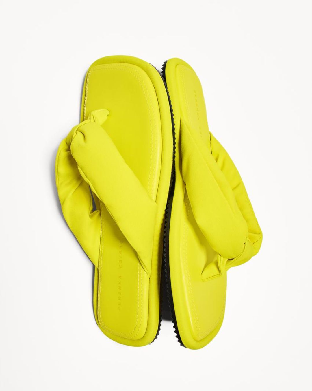 claquettes de plage 2025 