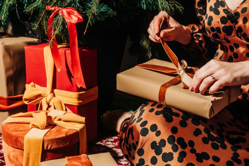 CADEAUX À PETITS PRIX : 10 IDÉES POUR FAIRE PLAISIR SANS CASSER SA TIRELIRE