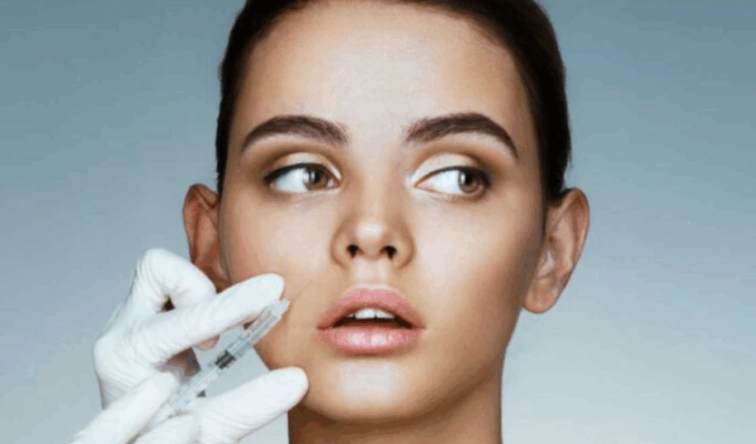 INJECTIONS DE PEPTIDES : POURQUOI TOUT LE MONDE EN PARLE ?