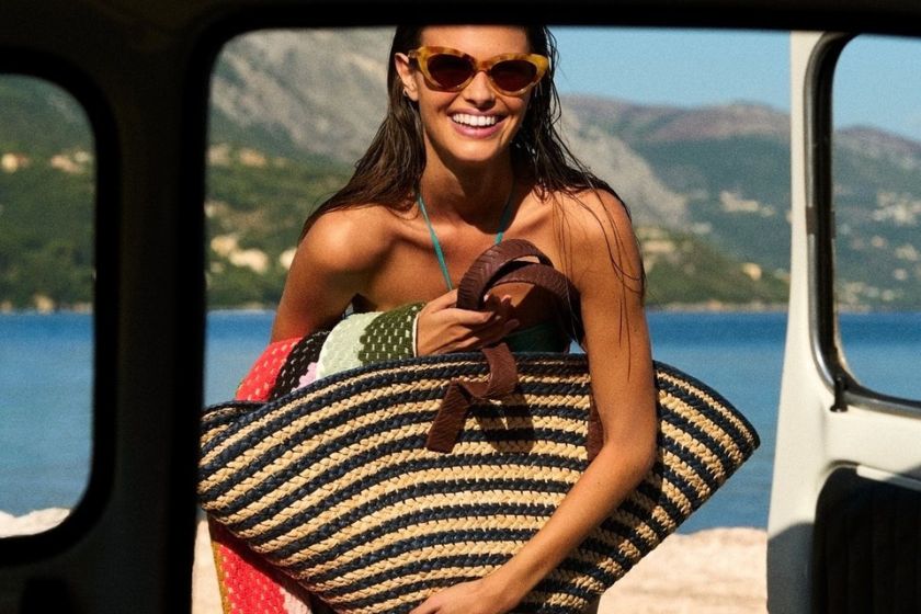 TROUSSE DE PLAGE : LES 6 ESSENTIELS QUI SAUVENT L&rsquo;ÉTÉ